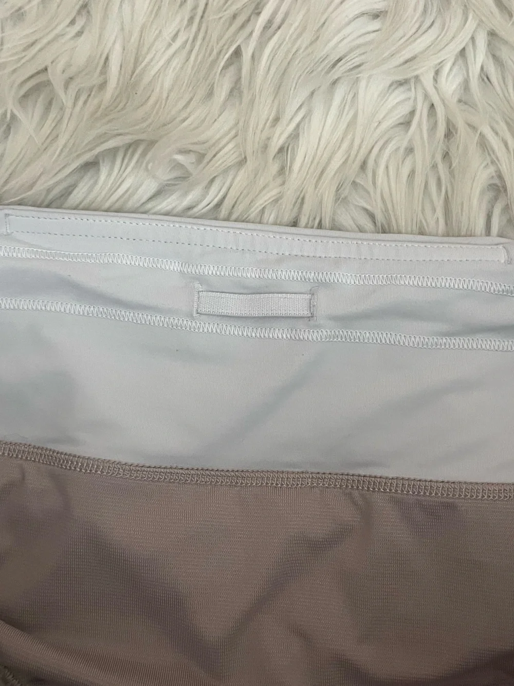 {Lululemon} Speed Up Short Long Inseam Updated Fit in White - Womens 12